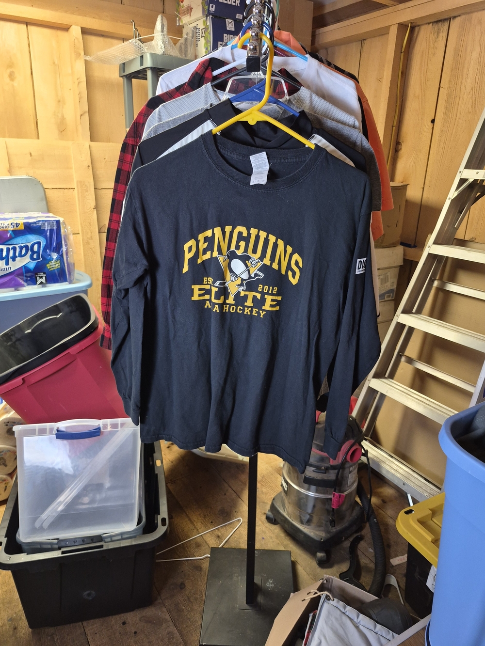 Gildan Navy Long-Sleeve "Penguins Elite" Tee with Yellow Graphic Bin 45
